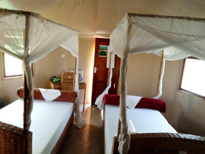 Ruaha TOURIST BANDAS