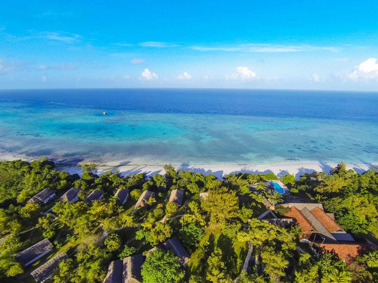 The-Manta-Aerial-View-1